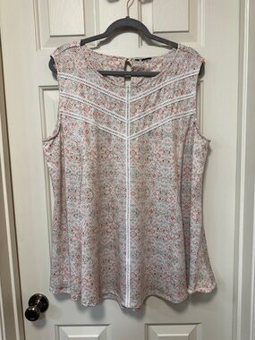 new directions Cream & Coral Sleeveless Crochet-Trim Blouse
